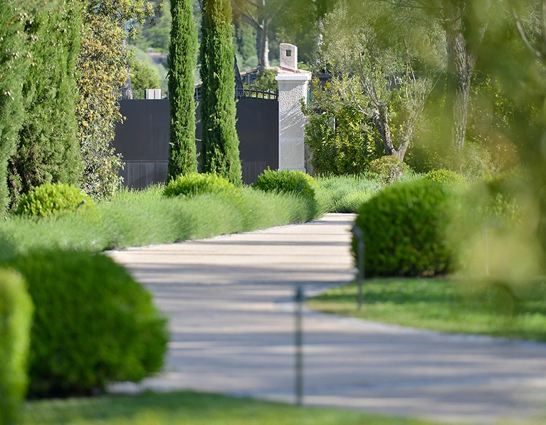 Création de jardin de villa de prestige sur Cannes et Mougins, 06